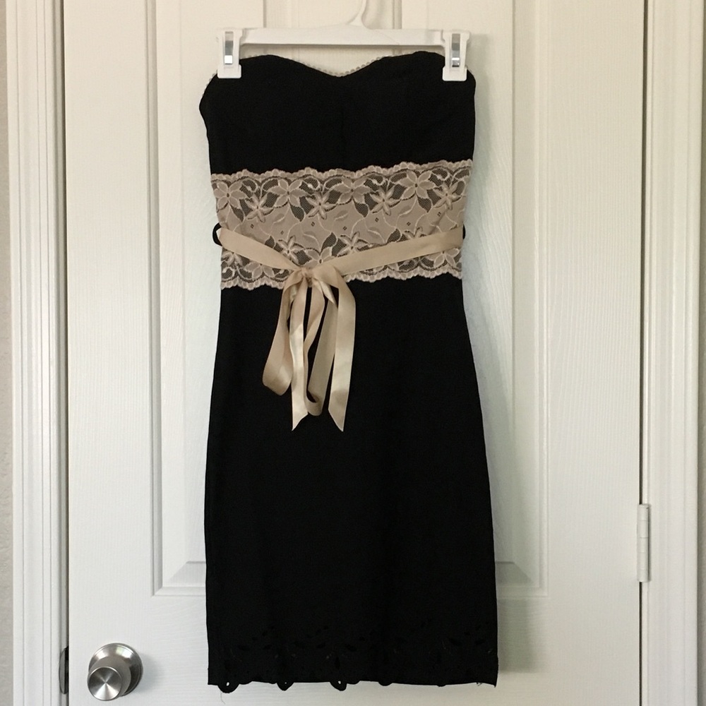 Strapless dress